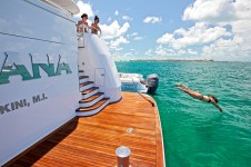 Motor yacht OHANA -  Swim Platform